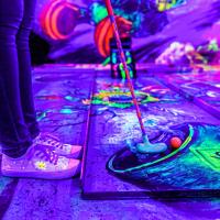 Glowing Rooms 3D Mini Golf & VR Escape Rooms image 5